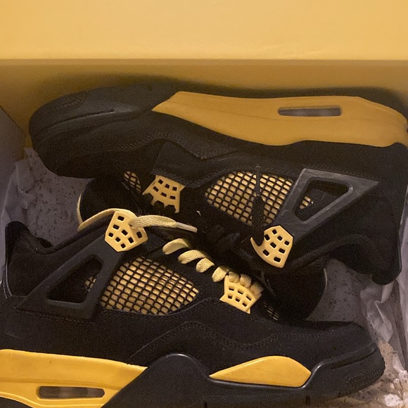 Jordan 4 “Yellow thunder” main image 5